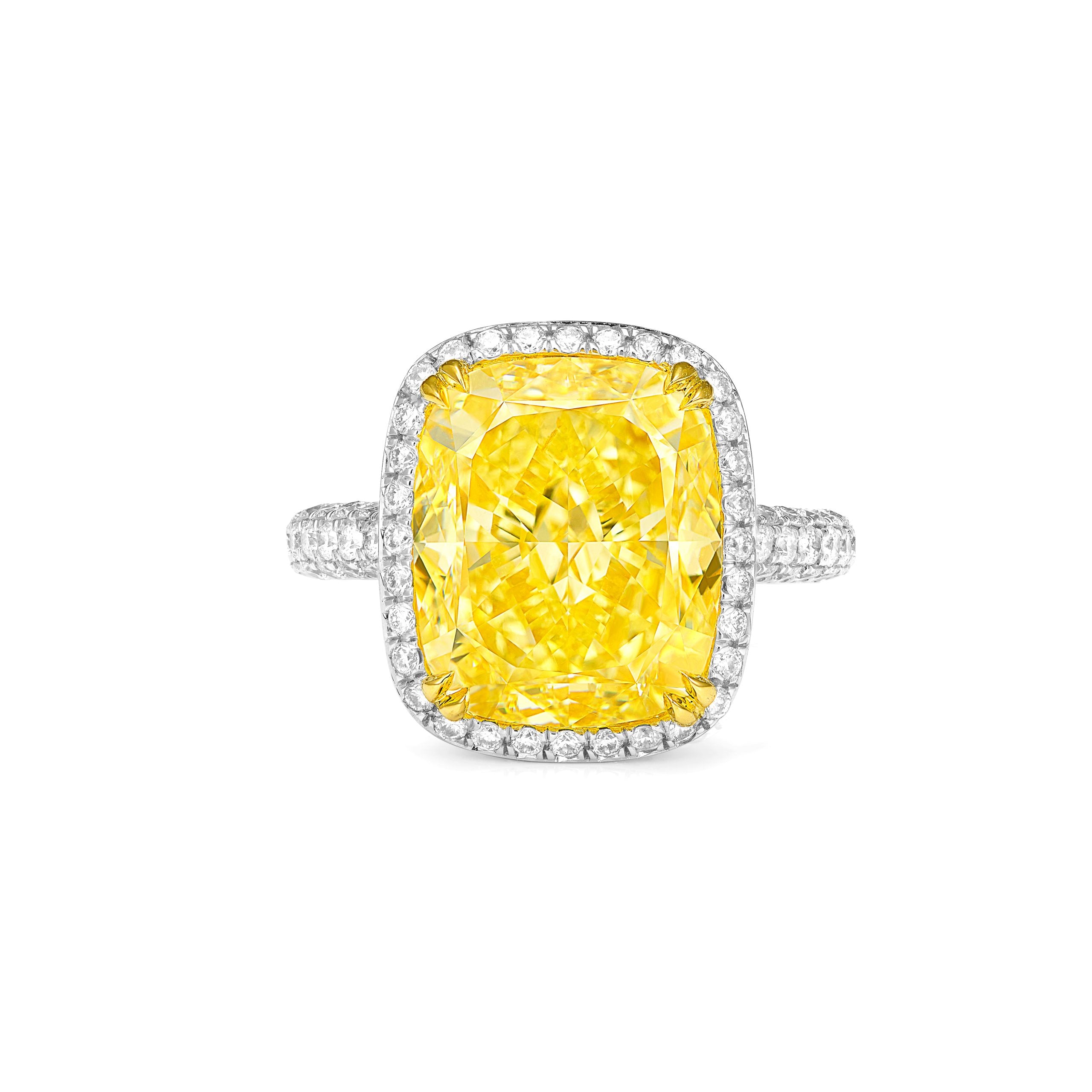 0.26 ct FANCY GREEN YELLOW SI1 CUSHION GIA ダイヤモンド